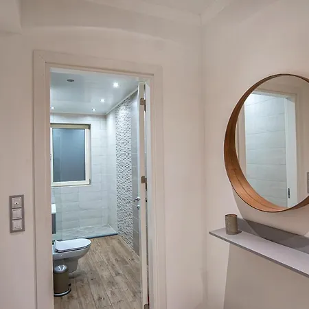 Tina's 2 Bedroom Top Central Апартаменты